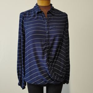 BLL blue striped twisted front line sleeve shirt small